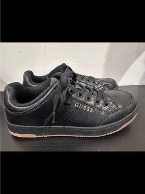 GUESS Men’s Shoes Size 8